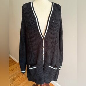 NWT Torrid Black Raglan Cable Cardigan with White Trim - Torrid Size 4 (26)